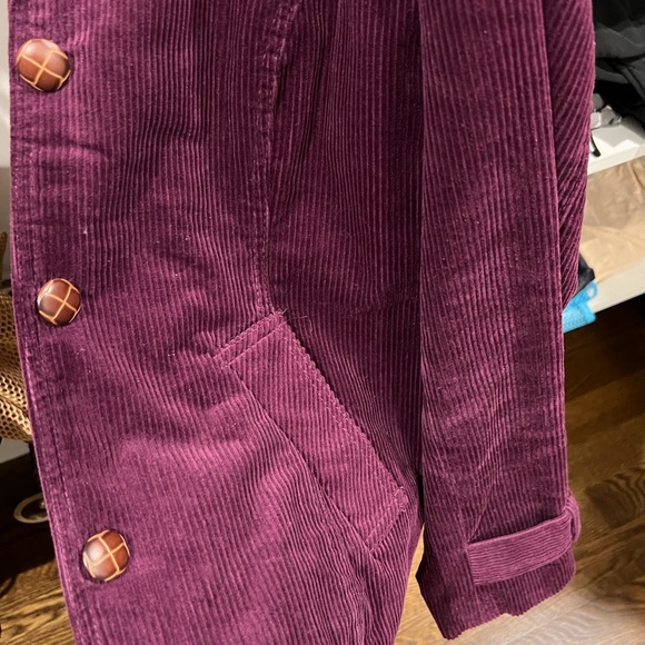 Size small jacket. - Picture 2 of 5